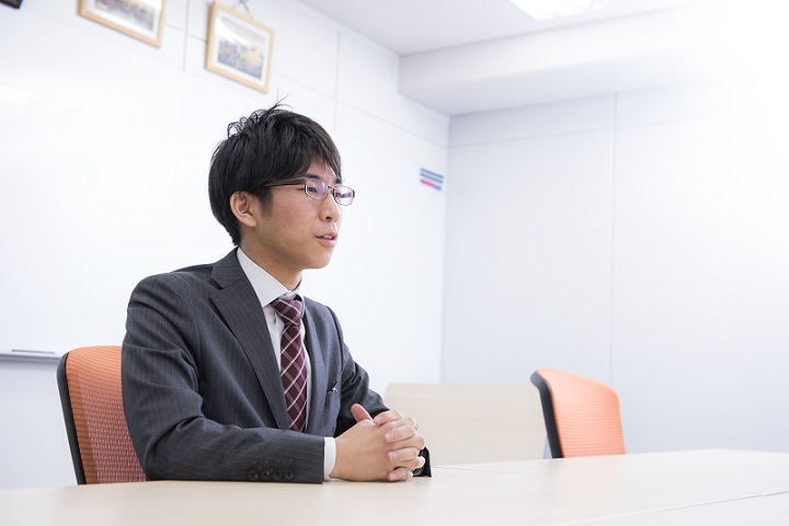 社員紹介  新卒採用  採用情報  株式会社3CA